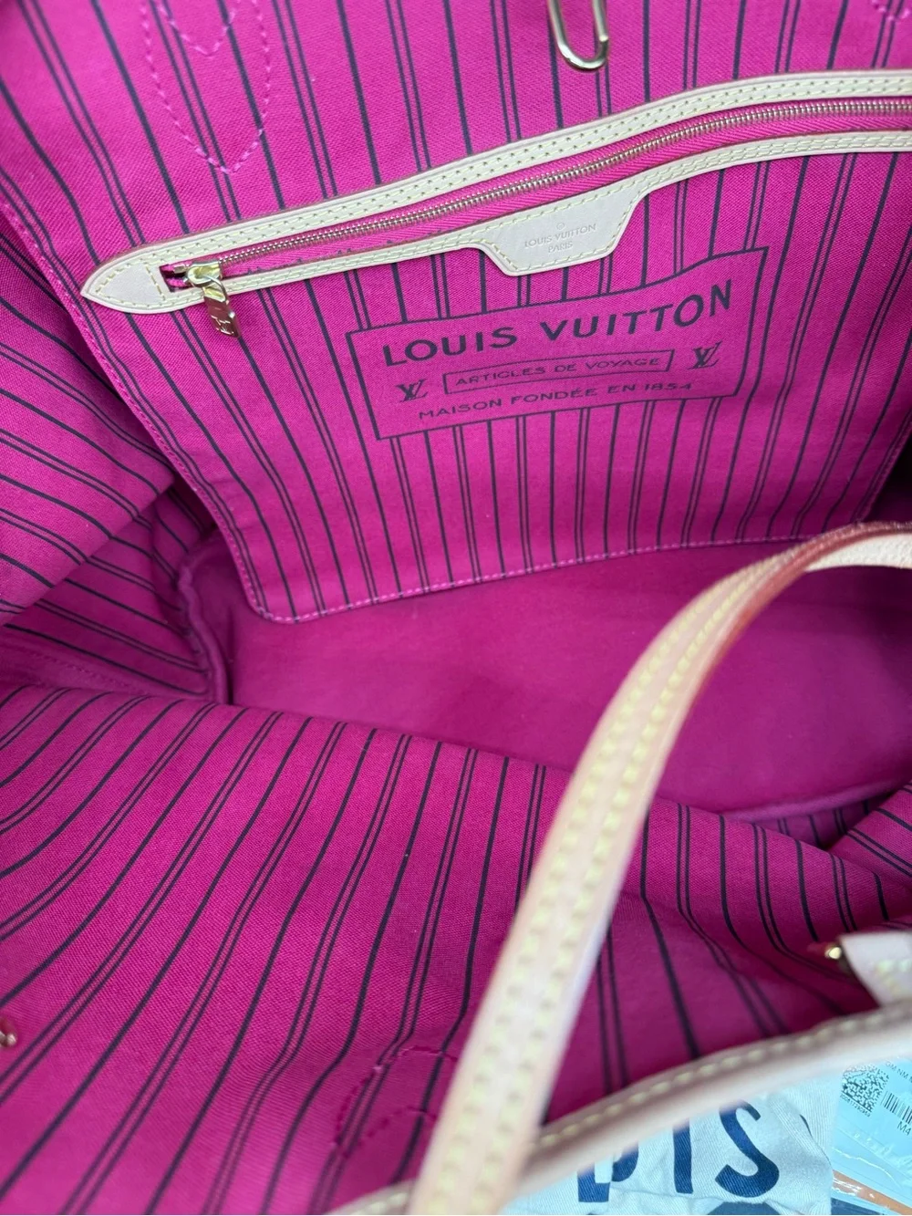 Louis Vuitton Monogram Neverfull Tote with Pink Interior GM